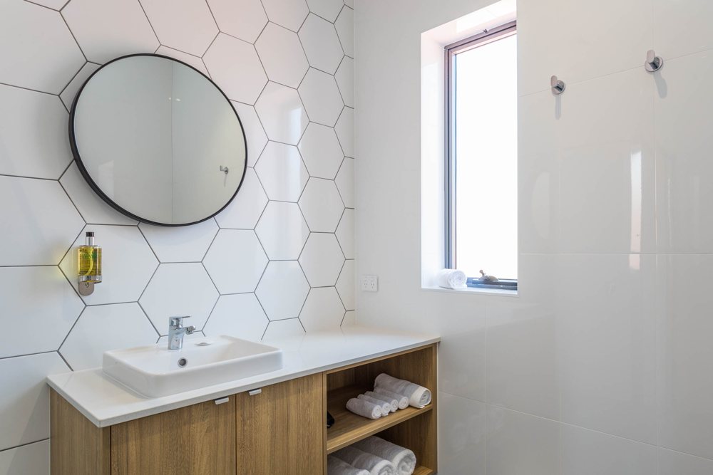 suite 3 bathroom