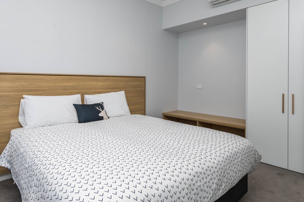 suite 5 bedroom
